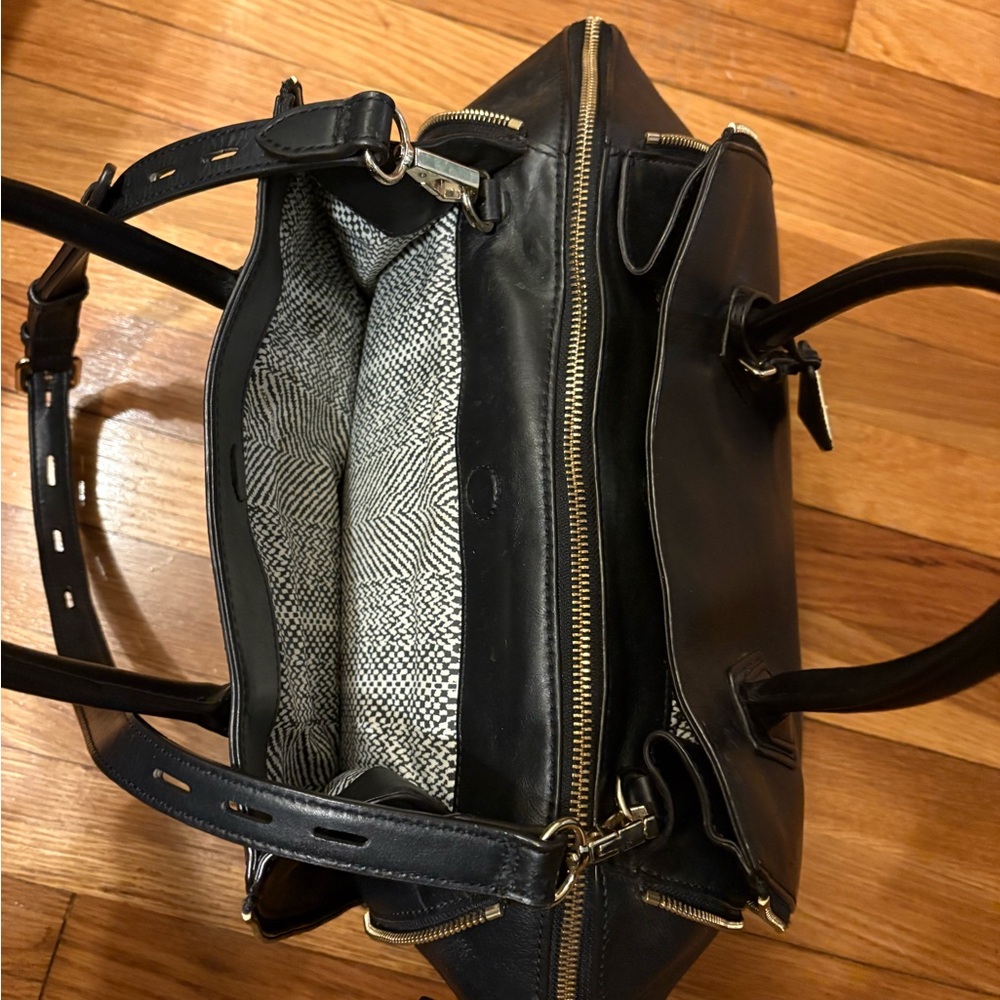 ¡Rebecca Minkoff Black Perry Satchel! - Picture 3 of 7
